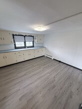 3807 Pine Ave in Niagara Falls, NY - Foto de edificio - Building Photo