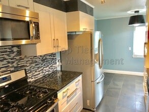 200 Elaine Dr in Pleasant Hill, CA - Building Photo - Building Photo