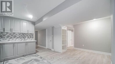 11 Bellotti Crescent in Ajax, ON - Building Photo - Building Photo