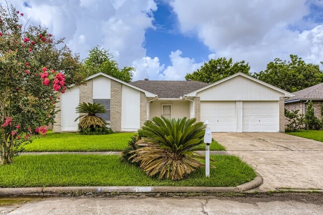 property at 7206 Sharpsburg Dr