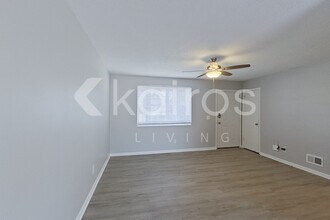 3216 McCleod Ave in West Columbia, SC - Building Photo - Building Photo