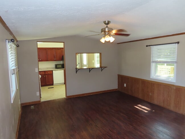 220 Arkansas Ave in Oak Grove, KY - Building Photo - Building Photo