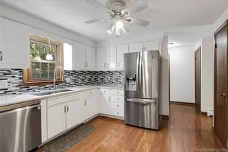 75 Grissom Rd in Manchester, CT - Building Photo - Building Photo