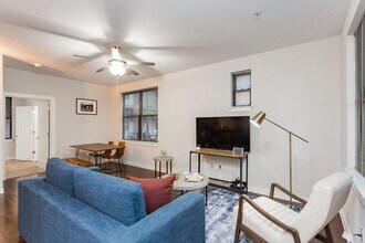1016 18th Ave S in Nashville, TN - Building Photo - Building Photo