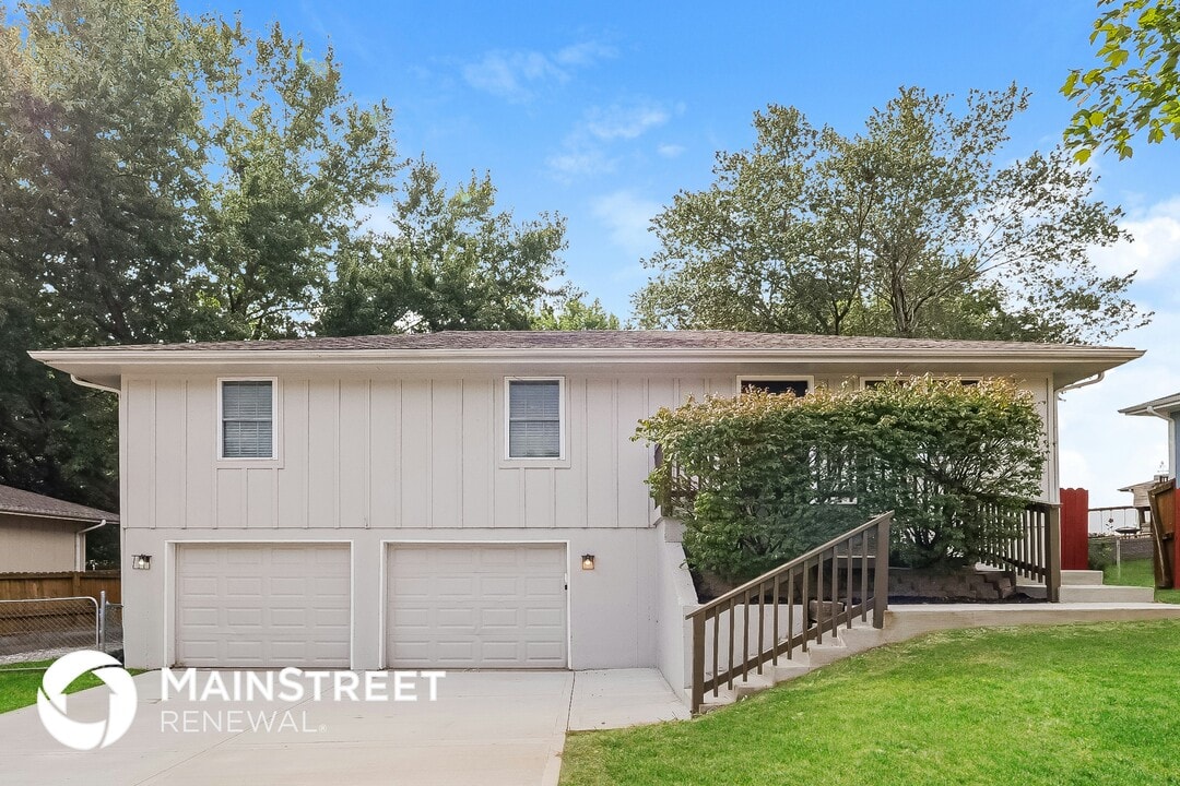 509 NE 98th Terrace in Kansas City, MO - Building Photo