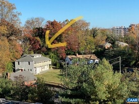 104 Dunova Ct in Charlottesville, VA - Building Photo