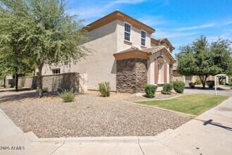 4590 E Waterman St in Gilbert, AZ - Building Photo - Building Photo