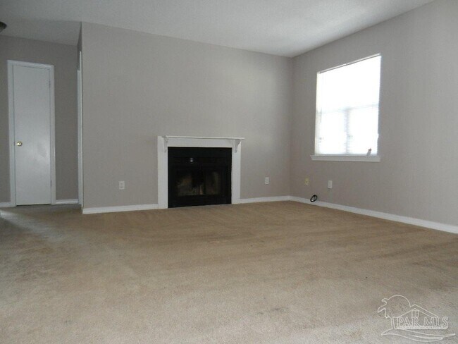 672 S 72nd Ave in Pensacola, FL - Building Photo - Building Photo
