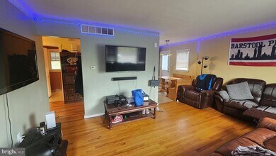 804 Carpenter St in Glassboro, NJ - Building Photo - Building Photo