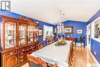 153 Emms Dr in Barrie, ON - Building Photo - Building Photo