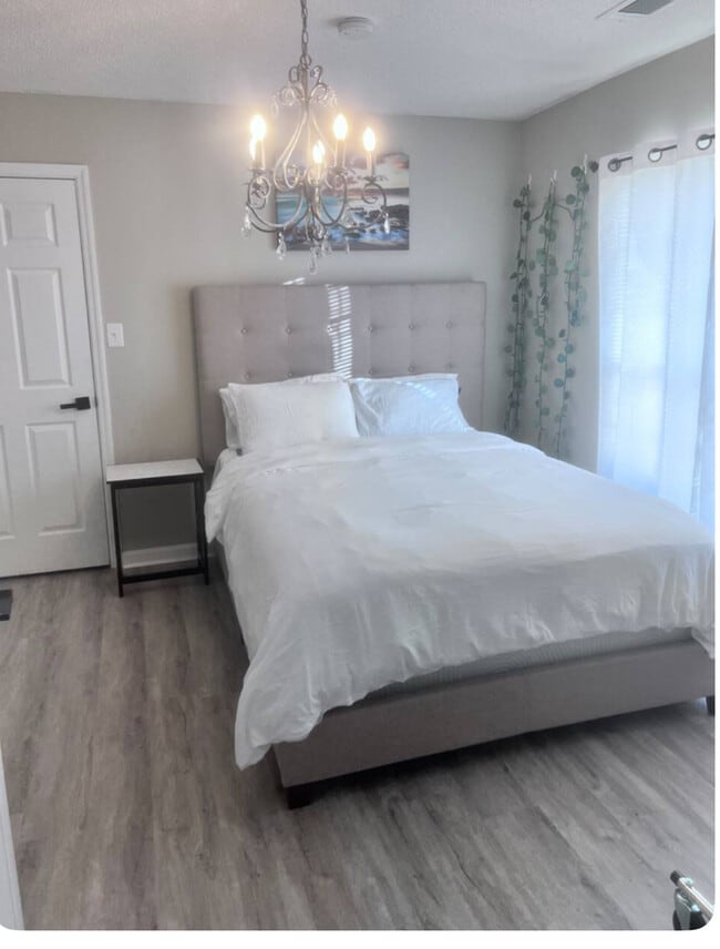 property at 4710 Laural Oak Dr