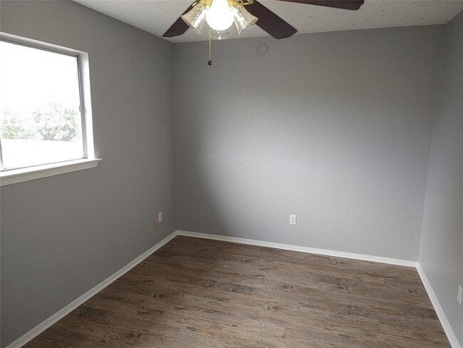 6014 Westcreek Dr in Austin, TX - Building Photo - Building Photo