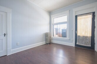 1009 12th St NW in Canton, OH - Building Photo - Building Photo