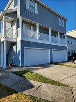 870 Marina Dr, Unit A in Slidell, LA - Building Photo