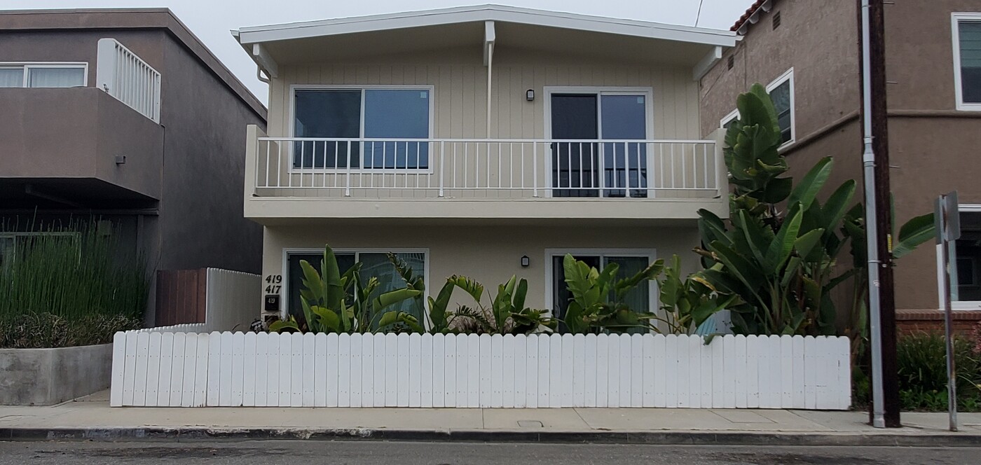 419 Longfellow Ave in Hermosa Beach, CA - Building Photo