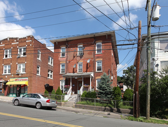 205 Broad St in New Britain, CT - Building Photo - Building Photo