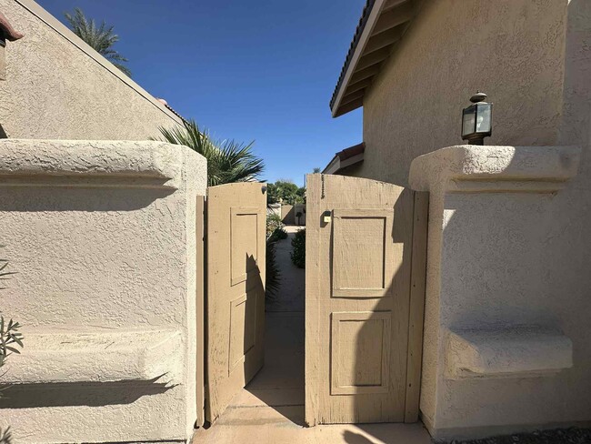 4 Hermosillo Ln in Palm Desert, CA - Building Photo - Building Photo