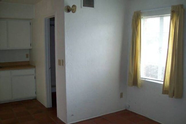 1320 S Ash Ave in Tempe, AZ - Building Photo - Building Photo