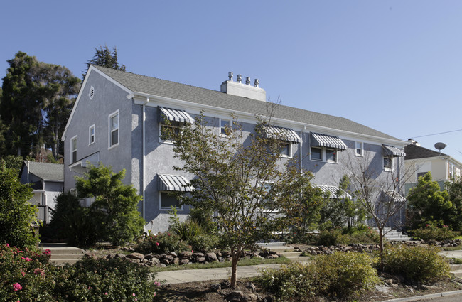 Oceanside Apartments in Vallejo, CA - Building Photo - Building Photo