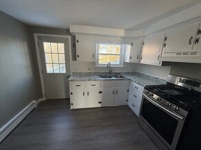 38 Pine St, Unit 38 in South Dennis, MA - Building Photo - Building Photo