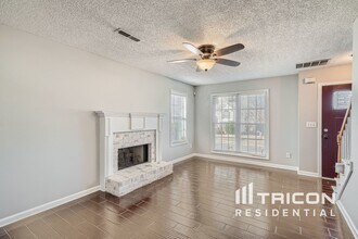 425 Old Ivy Path in Mcdonough, GA - Building Photo - Building Photo