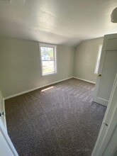 303 S Iroquois Dr in Evansville, IN - Building Photo - Building Photo