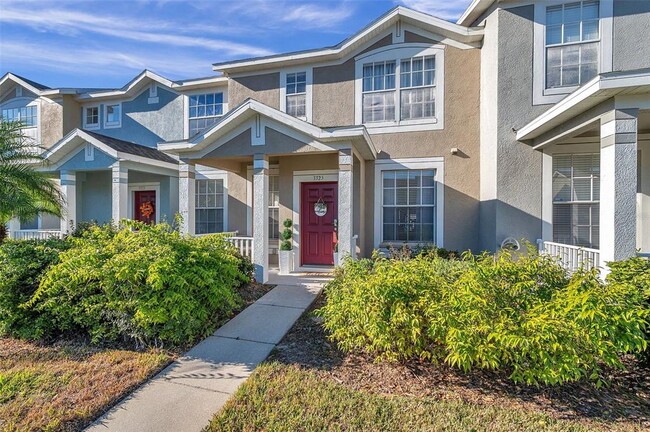 3325 Broken Bow Dr in Land O Lakes, FL - Foto de edificio - Building Photo