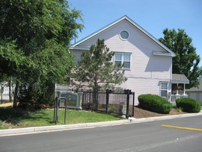 Silver Sage Village Apartments in Gardnerville, NV - Building Photo - Building Photo