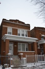 5619 S Wood St in Chicago, IL - Building Photo - Building Photo