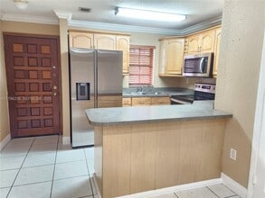 11795 SW 18th St in Miami, FL - Building Photo - Building Photo