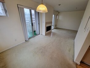 200 Falls Blvd, Unit G201 in Quincy, MA - Building Photo - Building Photo