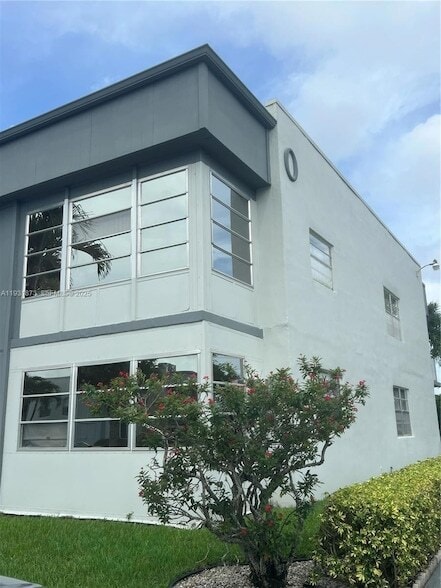 720 Burgundy L in Delray Beach, FL - Building Photo - Building Photo