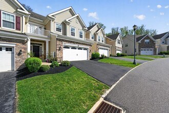 3549 Muirwood Dr in Newtown Square, PA - Building Photo - Building Photo