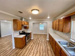 7215 Force St in Houston, TX - Building Photo - Building Photo