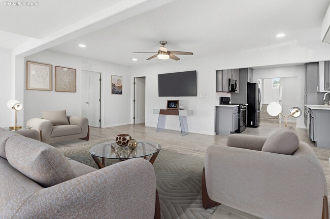 9234 -9236 Winter Gardens Blvd, Unit 9234 Winter gardens blvd in Lakeside, CA - Building Photo - Building Photo