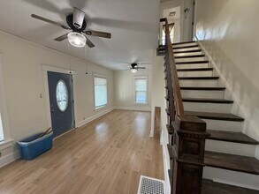 2-912 E 6th St in Muscatine, IA - Building Photo - Building Photo