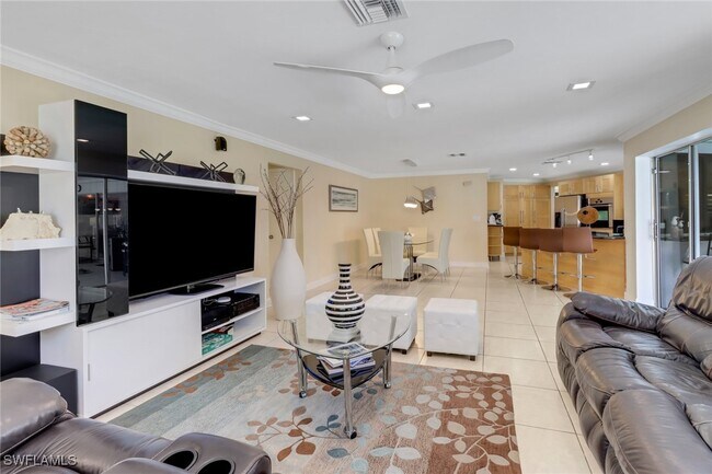property at 701 N Barfield Dr