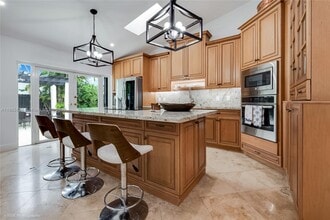 12715 SW 96th Terrace in Miami, FL - Building Photo - Building Photo