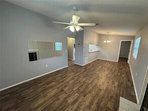 3847 59th Ave W in Bradenton, FL - Building Photo - Building Photo