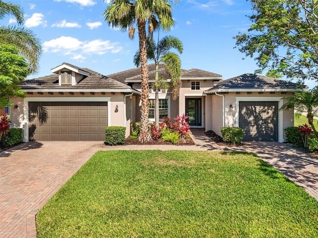 1021 Kestrel Ct in Bradenton, FL - Building Photo - Building Photo