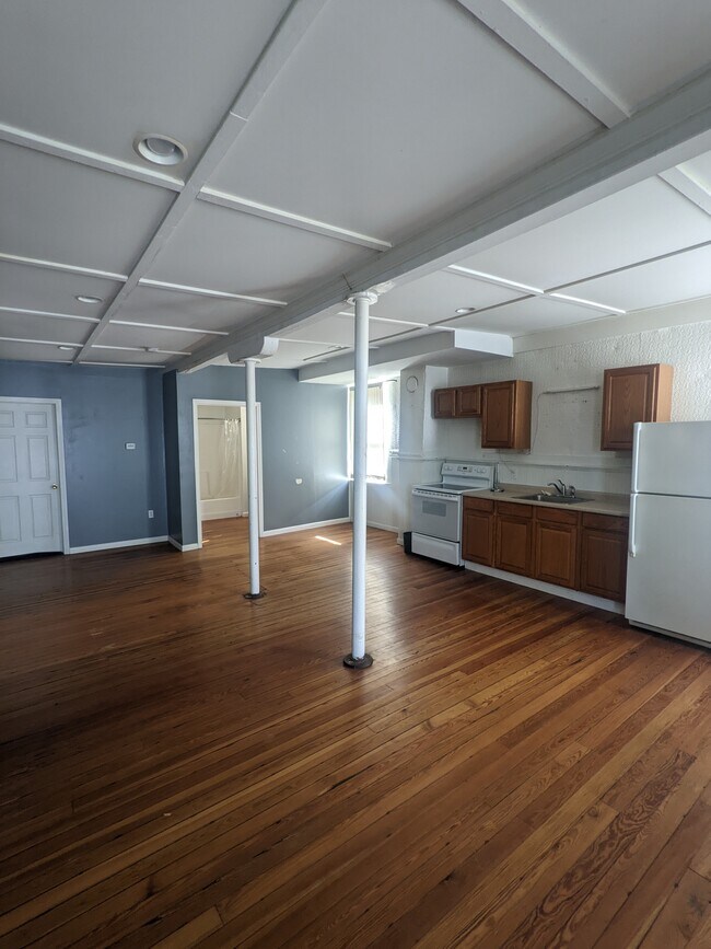 153 High St Rentals in Baltic, CT