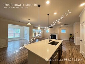 3305 Bordwell Ridge Dr in New Hill, NC - Building Photo - Building Photo