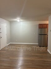 2817 North O.Henry Boulevard in Greensboro, NC - Building Photo - Building Photo