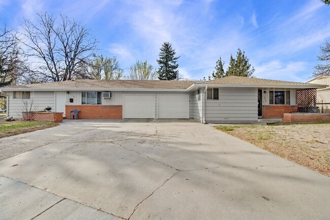 1714-1716 W 8th St in Loveland, CO - Building Photo - Building Photo