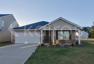 100 Rock Run Trl, Unit Unit 5 in Warner Robins, GA - Building Photo