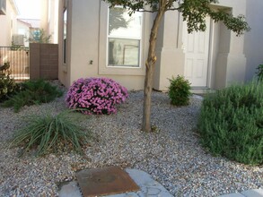 4200 Altura Vista Ln NE in Albuquerque, NM - Foto de edificio - Building Photo