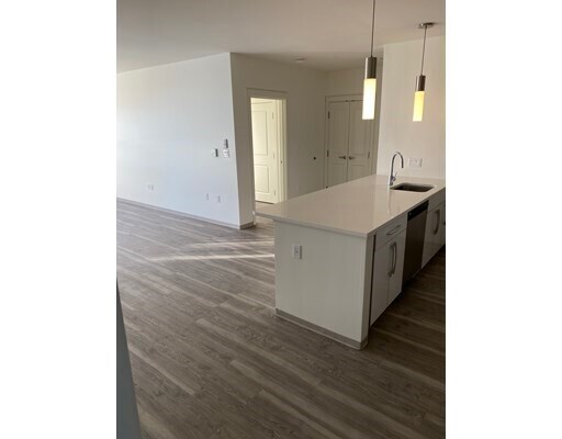 90 Braintree St, Unit #317 in Boston, MA - Building Photo