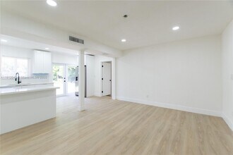 1167 NW 9th Ave in Fort Lauderdale, FL - Building Photo - Building Photo