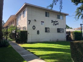 Venice Capri in Inglewood, CA - Building Photo