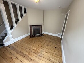 16 Portsmouth Pl NE in Grand Rapids, MI - Building Photo - Building Photo
